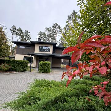 Володимира Івасюка вул. (Грибоєдова)