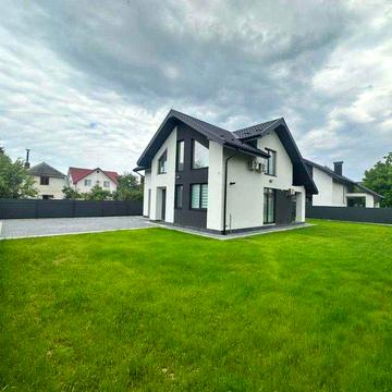 Будинок з сучасним ремонтом, меблями та технікою | 135м2