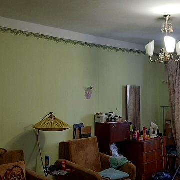 Зіньківська вул., 8