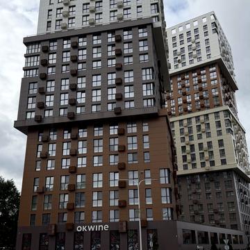 Зоряний бульв., 1