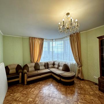 Миколи Бажана просп., 10
