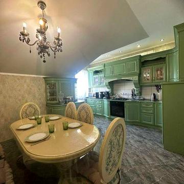 Продам 4 кімнатну квартиру на Нагірній 8487