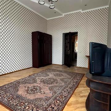 Коротка вул., 2