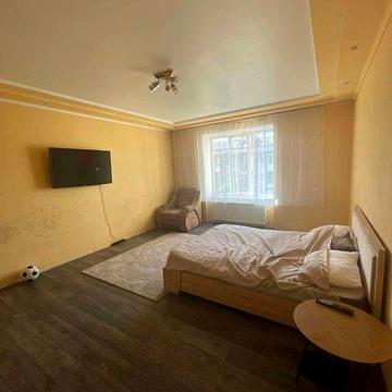 Продаж 2-кімнатної квартири в центрі – заходь і живи! вул. Мазепи, 87А