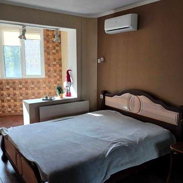 3 кімнатна з евроремонтом на Кримському бульварі