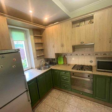 Оренда 2-х кімн. кв-ри по вул.Медової Печери