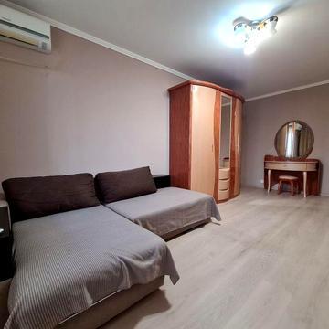 Сдам в аренду крупногабаритную 1к квартиру. Второе КП.