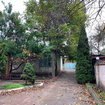 Оренда будинку біля просп. Миру, 3 кімнати, камін, гараж, альтанка