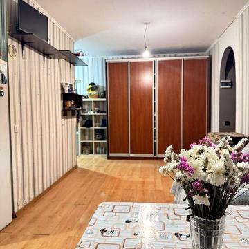 Продаж 2 кім квартири , без комісії