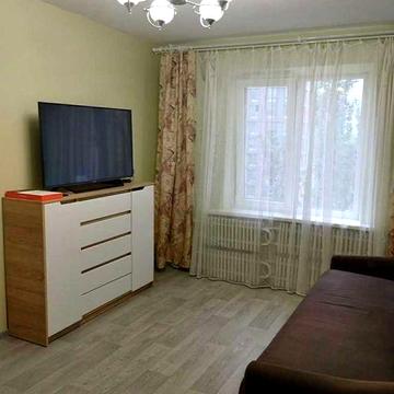 Сдается однокомнатная квартира , Набережная Победы 126