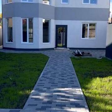 Будинок біля моря Є-Оселя, Є-відновлення.