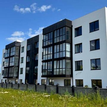 Продам 2-кімнатну квартиру з ремонтом!