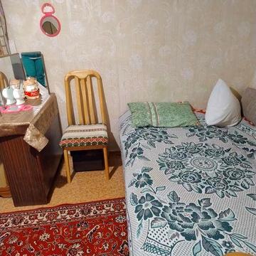 Сдам гостинку в Черноморске до лета.