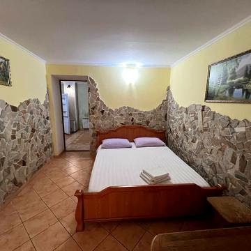 Вознесенський пров., 16