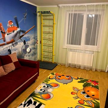 Миколаївська вул., 3