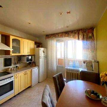 Продаж 4 кімнатної квартири проспект Петра Григоренка 15, Позняки