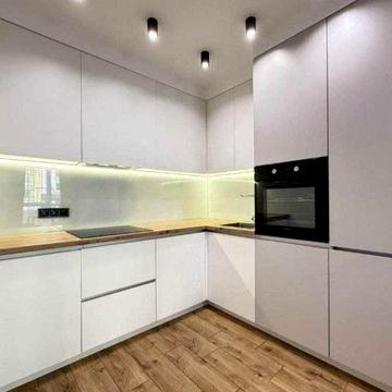 Миколи Боголюбова вул., 5а