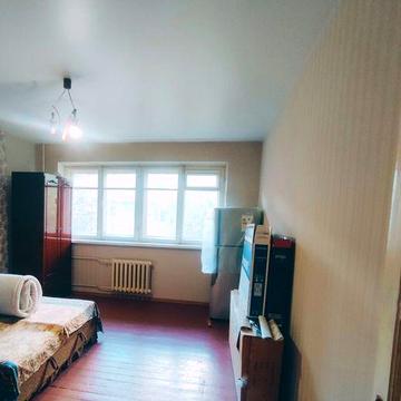 Продаж 2-х кімнатної квартири по вул. Незалежної  України