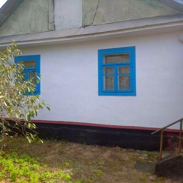 Продам будинок в селі (13км до Острога/22км до Нетішина)