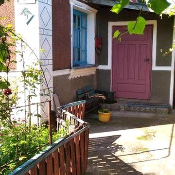 Продається будинок смт.Лугини вул.Івана Огієнка б.5 Житомирська област