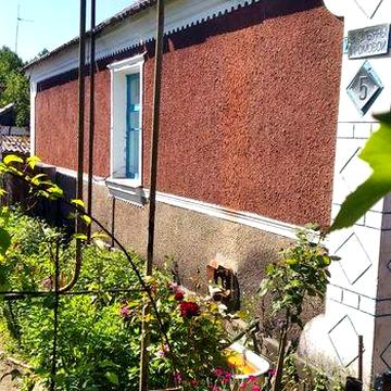 Продається будинок смт.Лугини вул.Івана Огієнка б.5 Житомирська област