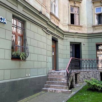 Михайла Вербицького вул., 9