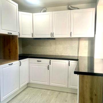 Гарна квартира з новим ремонтом. Ніхто не жив. Меблі залишаються