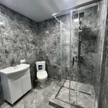 Гарна квартира з новим ремонтом. Ніхто не жив. Меблі залишаються