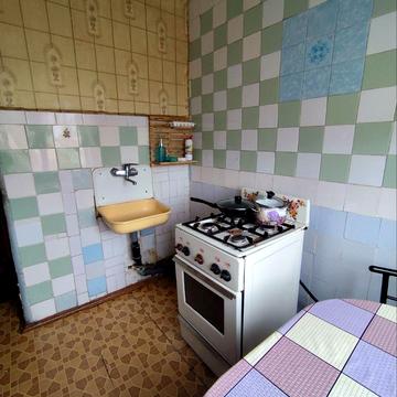 Нескорених вул., 48б