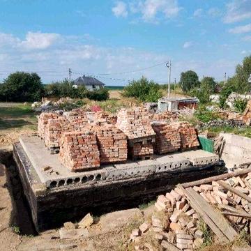 Незавершене будівництво