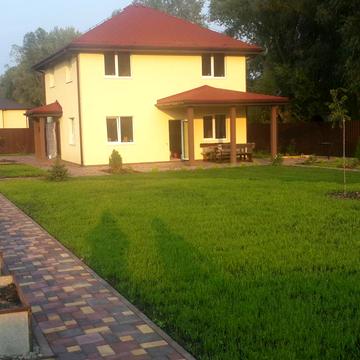 Чернинська вул., 8