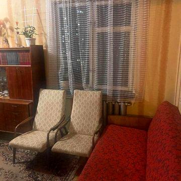 м.Шулявська ,м.КПІ Здам 2 кв.окремі кімнати вул.Ушинського 12