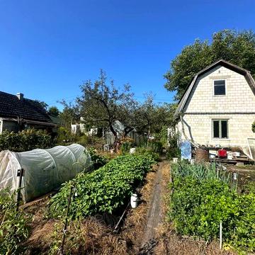 Продам дачу 5 км від Львова