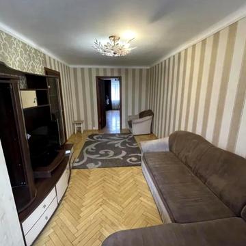 Богдана Хмельницького просп. (Героїв Сталінграда), 26