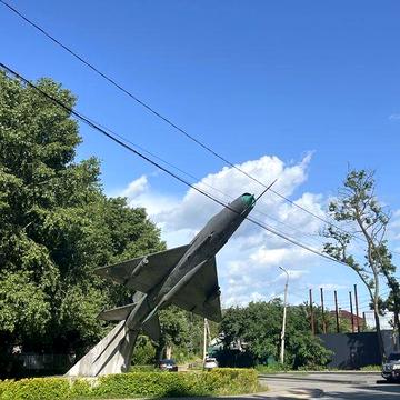 Купити квартиру з автономним опаленням по Льотній 25б