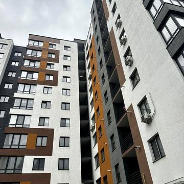 Незалежності вул., 148а