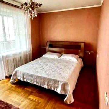 Затишна 2-кімнатна квартира по вул. Преображенська