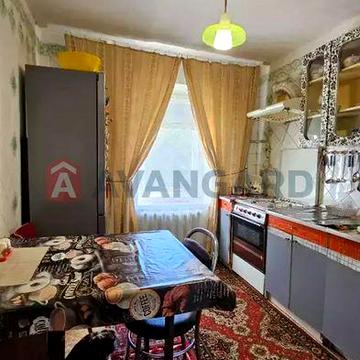 Продам 3 кім. кв. у найкращому будинку на районі. Новокримська 1