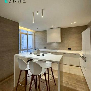 3-комнатная квартира на Французском бул, дома СК Стикон ЖК Французский