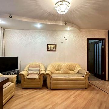 Продаж 2к в центрі міста