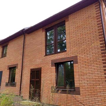 (3) Продам таунхаус на Пятничанах (0925)