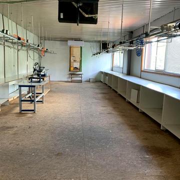 Тернопільська вул., 1