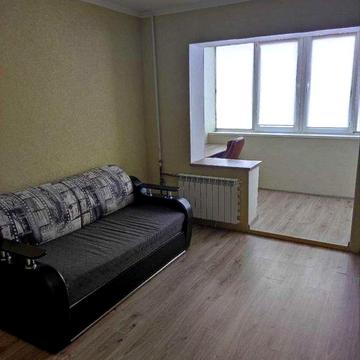 Простора 3-кімнатна квартира 80 м² вул. Олександри Екстер 10/87