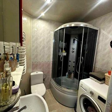 Продається квартира у с. Нересниця