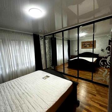 Продається квартира у м. Тячів