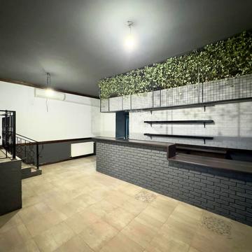 Листопадового Чину вул. (), 11