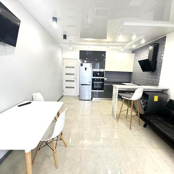 Оренда простороі квартири - центр , автономне газове