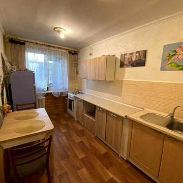 Сдам 3х комнатную на Глушко.10