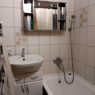 Здам 2к.кв з Автономним опленням на Космонавтів