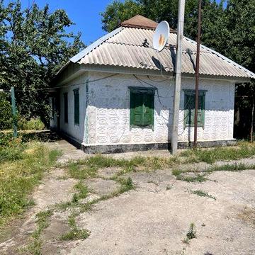 Продам булинок смт. Петриківка 15 сот.